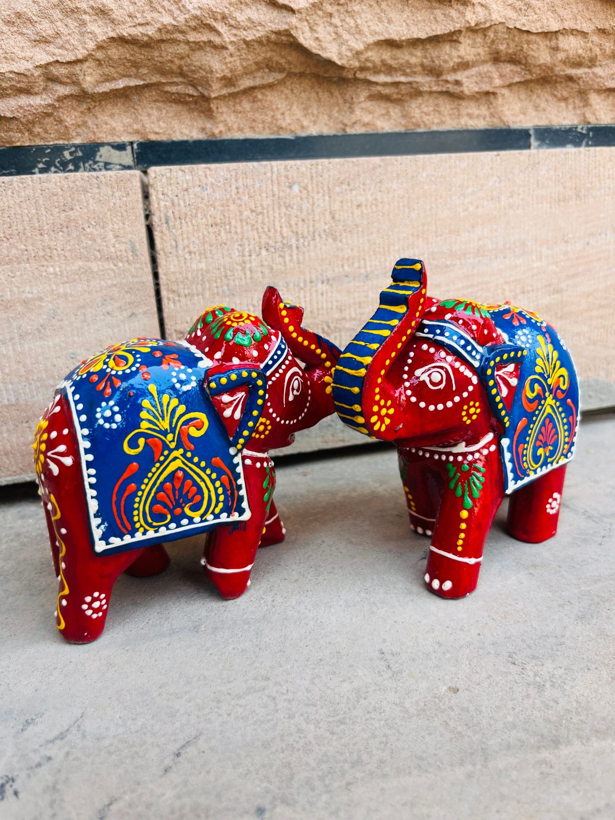 Elephant Up Tusk Red