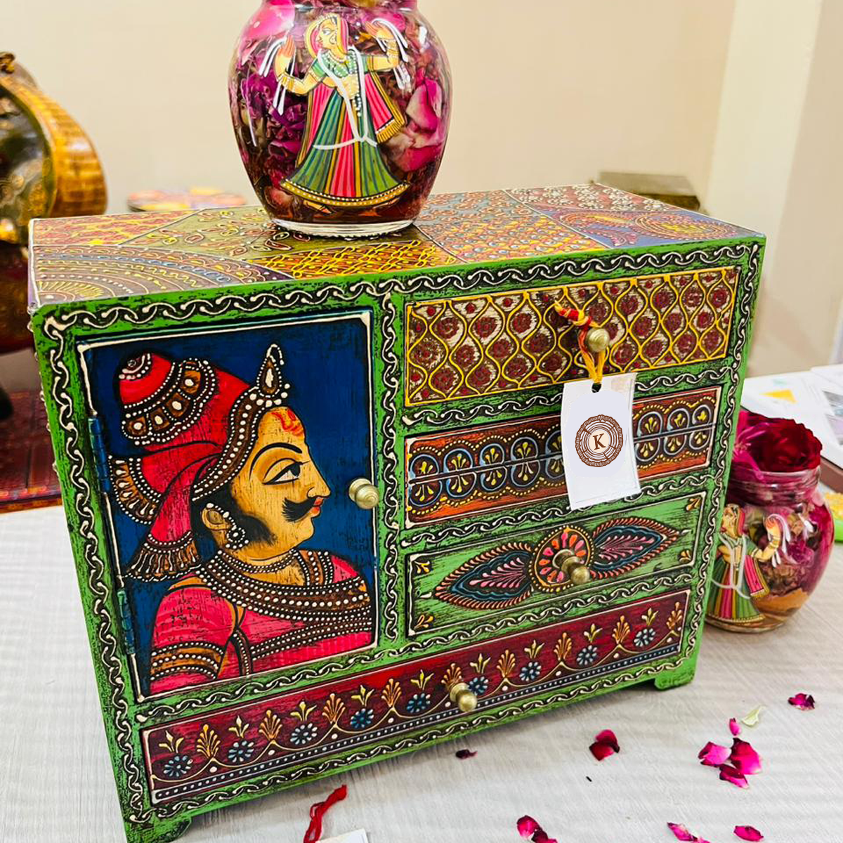 Maharaja Box