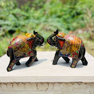 Elephant Up Tusk - Black